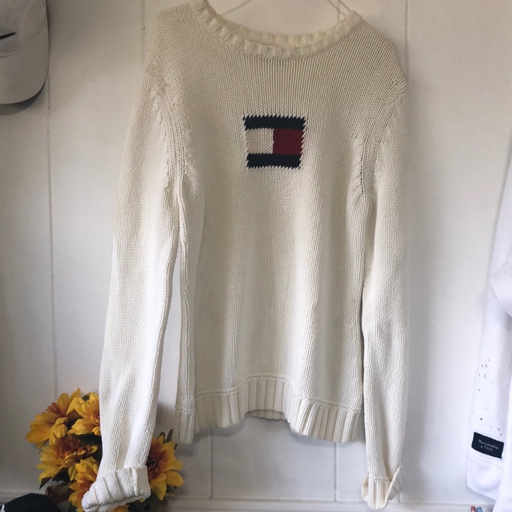 Vintage Tommy sweater